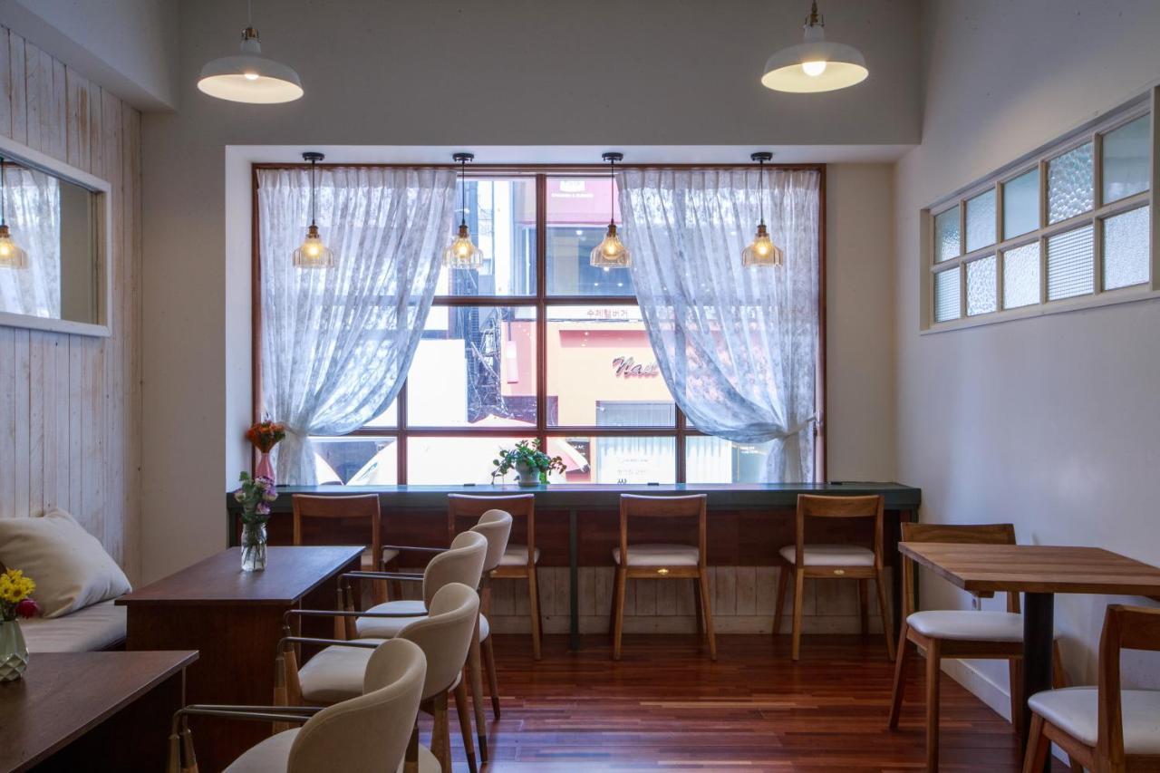 Brosis Hotel Пусан Экстерьер фото